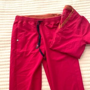 Figs limited edition rose size M